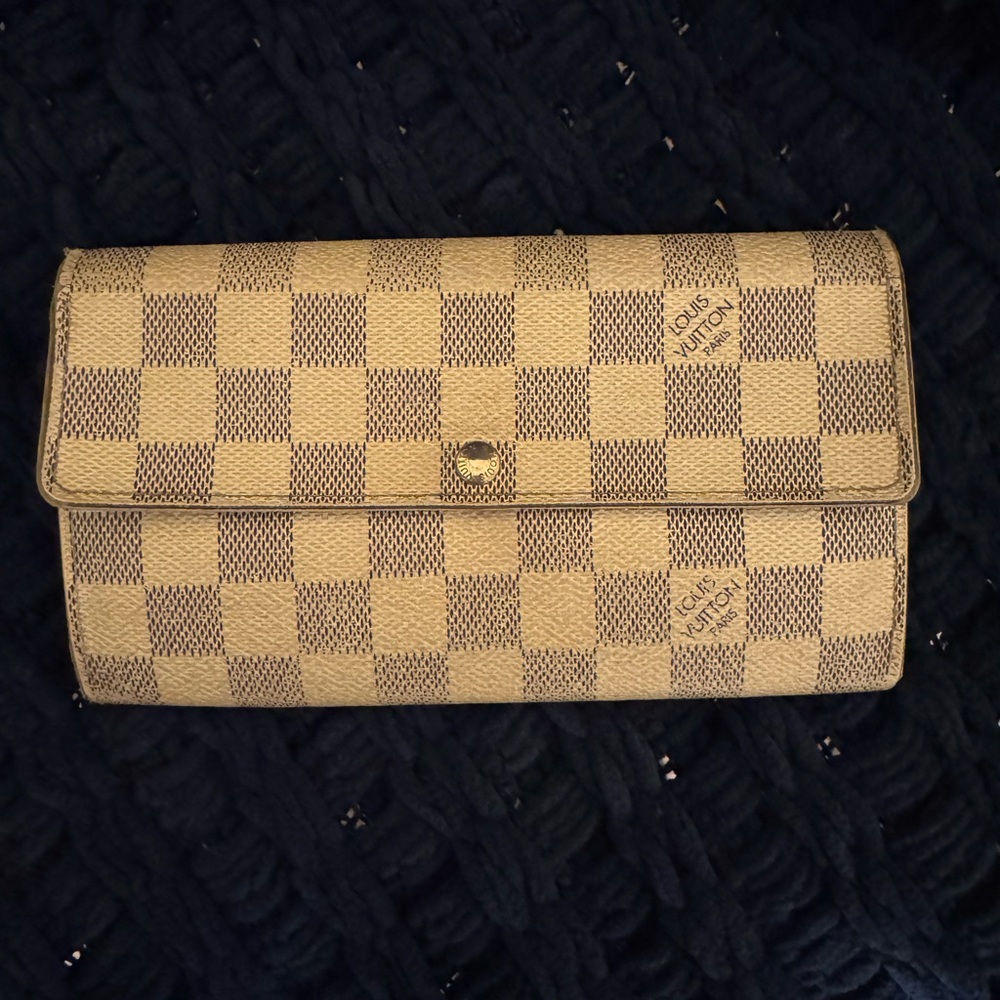 Louis Vuitton Damier Wallet